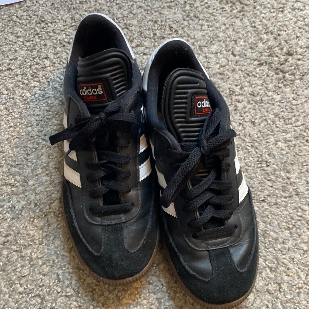 adidas sambas✨